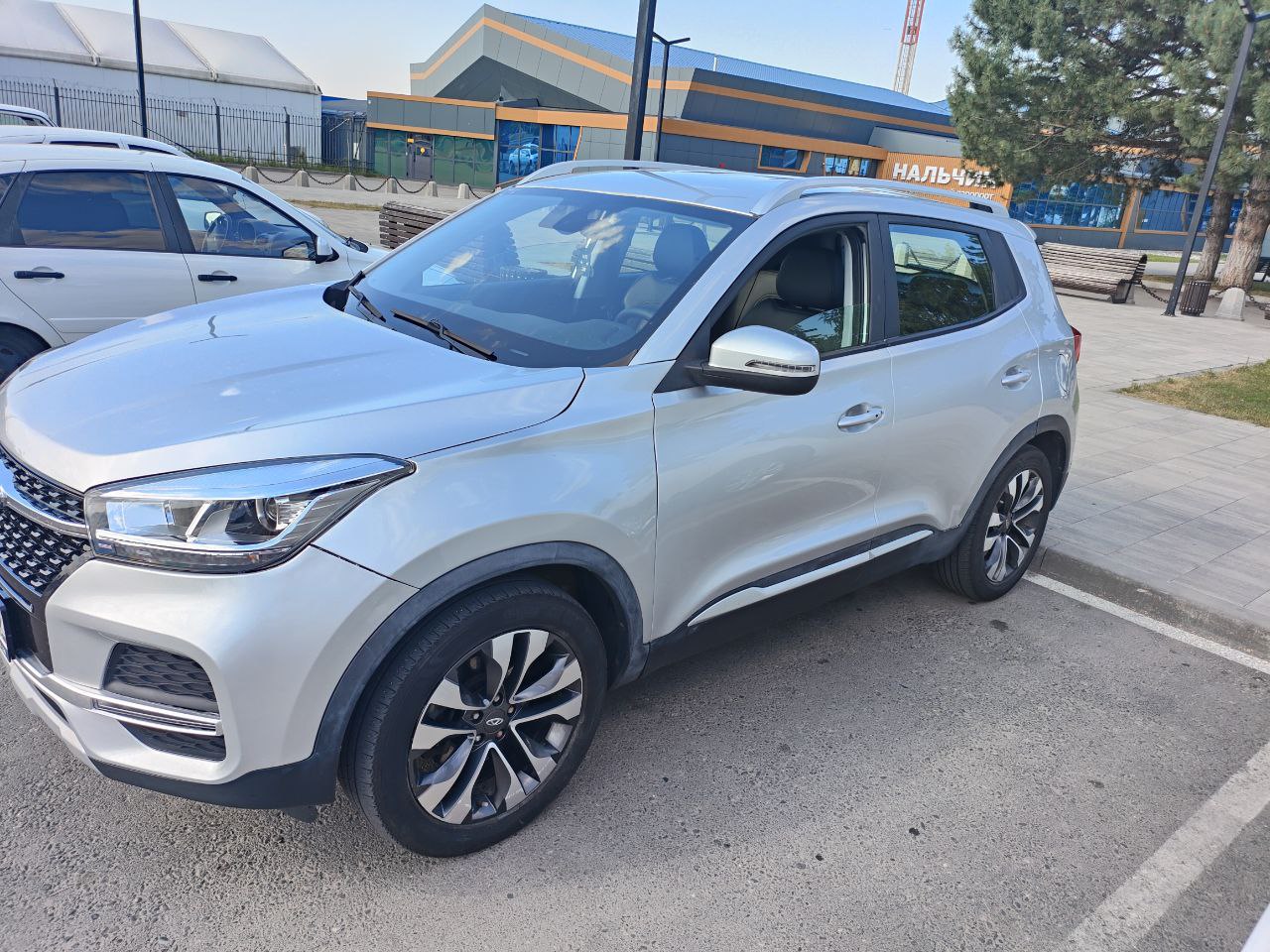 Chery Tiggo 4 Серебристый