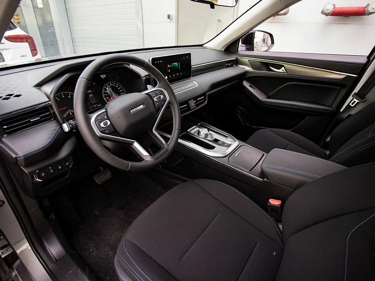 Haval Jolion